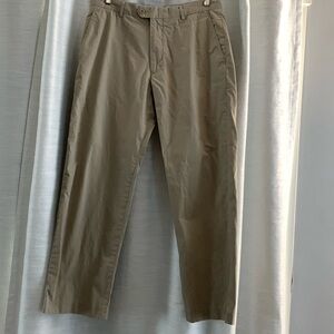 Banana Republic men’s  size 34/32 beige pants.